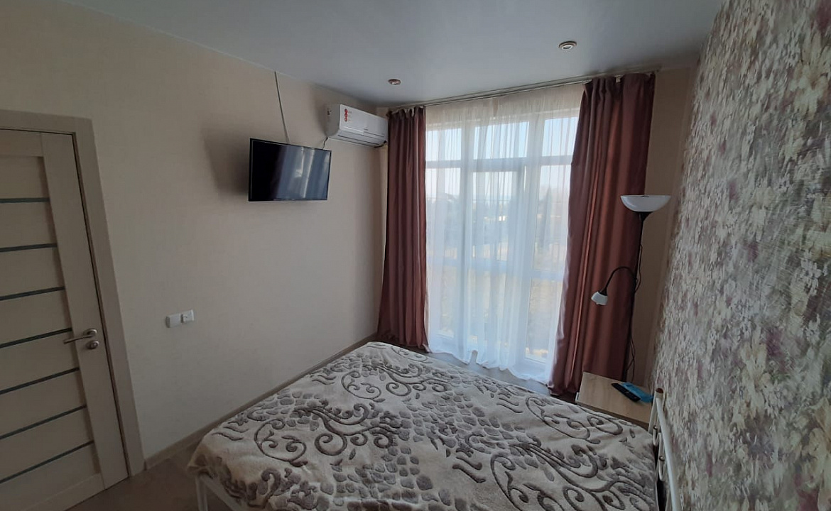 Семейный номер с кухней и видом на море и горы Ай-Петри. Отель Апарт отель "Дуэт". Ялта