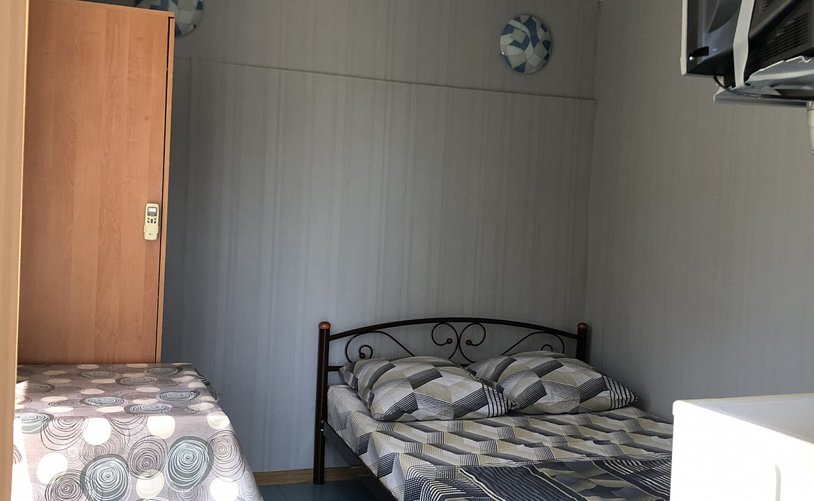 Двухместный номер с 1 кроватью и мини-кухней. Гостевой дом АнНи. Гаспра