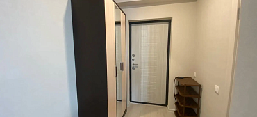 Квартира в многоквартирном доме Уютная студия на первой береговой 