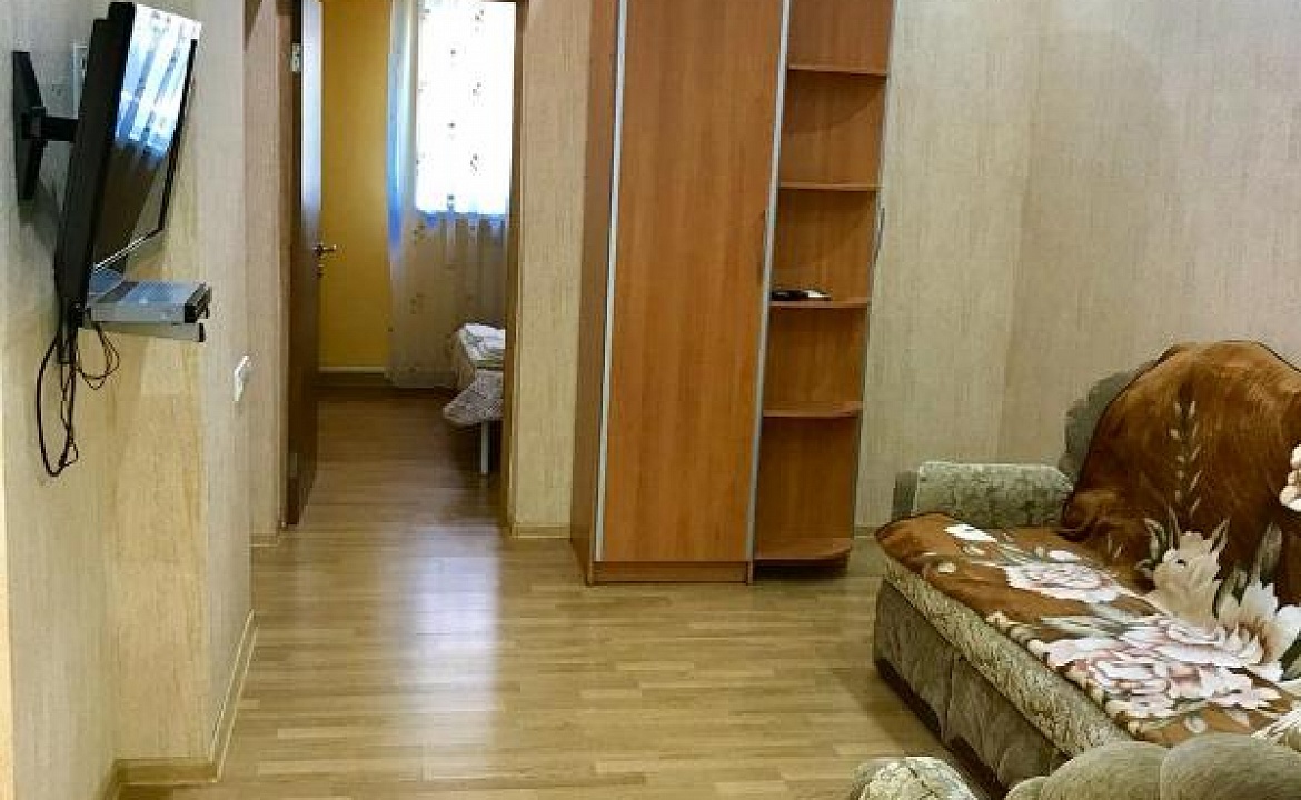 2-комнатная квартира. Частный сектор ул. Ленина 137/а". Адлер