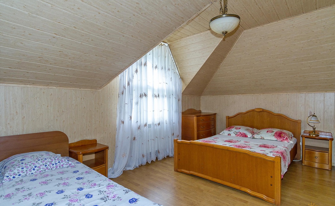 Люкс 3-х комнатный. Гостевой дом "Бриз" - Небуг. Небуг