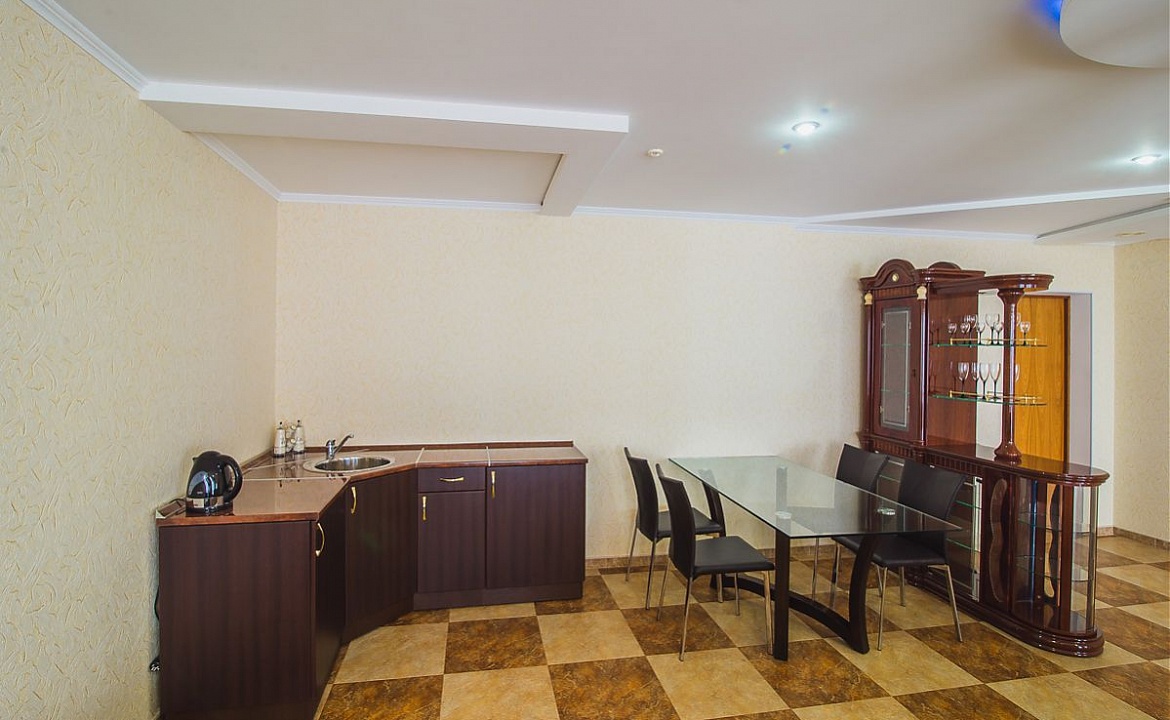 Апартаменты. Hotel & Osteophaty center "Lotus". Утёс