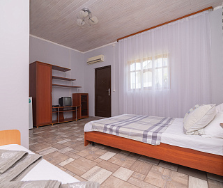 3х местный стандарт. Гостевой дом Family Holiday. 3х местный стандарт. Гостевой дом Family Holiday.