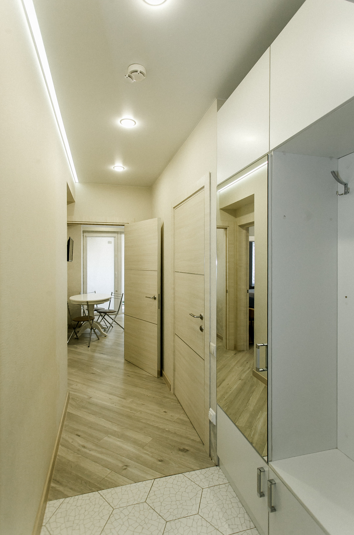 . Квартира в многоквартирном доме Просторная квартира на первой береговой. Дагомыс