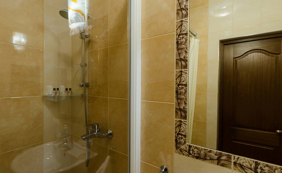 3-х местный стандарт. Отель "Гранд Флер". Форос