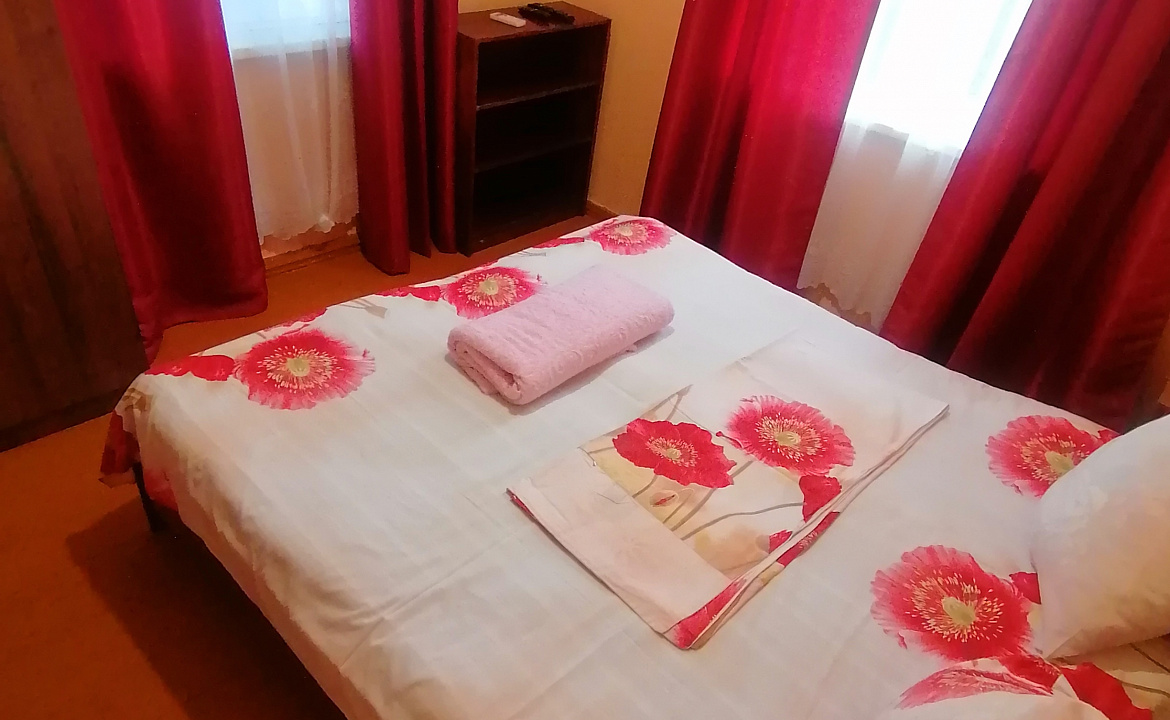 Лавровый лист . Частный сектор Лавровый лист. Новый Афон