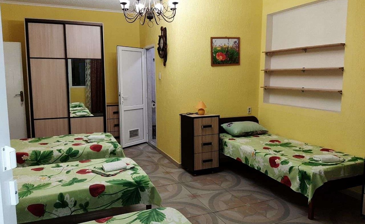 С удобствами на 2, 3, 4 и 5 человек. Гостевой дом ОРИОН. Ольгинка С удобствами на 2, 3, 4 и 5 человек. Гостевой дом ОРИОН. Ольгинка