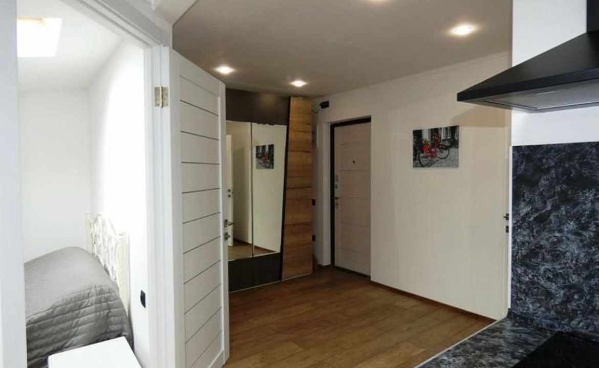 Квартира под ключ. Квартира в многоквартирном доме Апартаменты Цветочная. Адлер