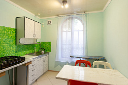 Гостевой дом "Уютный дворик" на Толстого 42А