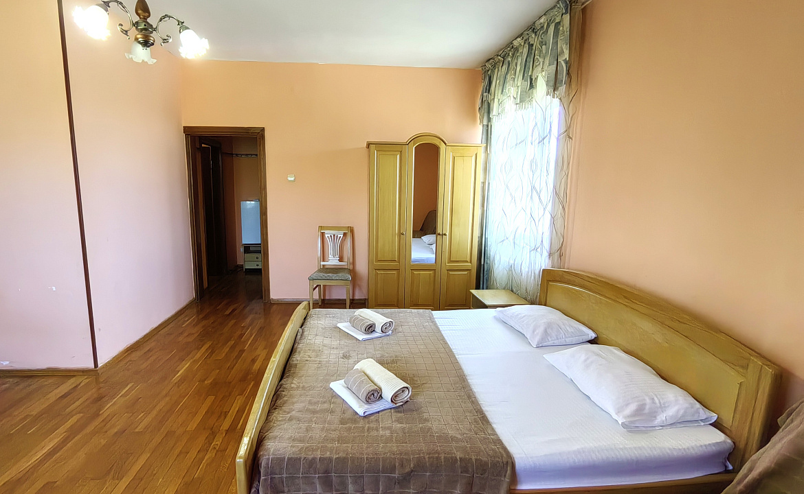 Пятиместный номер «Комфорт». Гостевой дом "Цитрус". Лазаревское