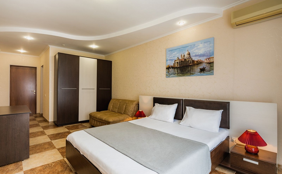 Hotel & Osteophaty center 