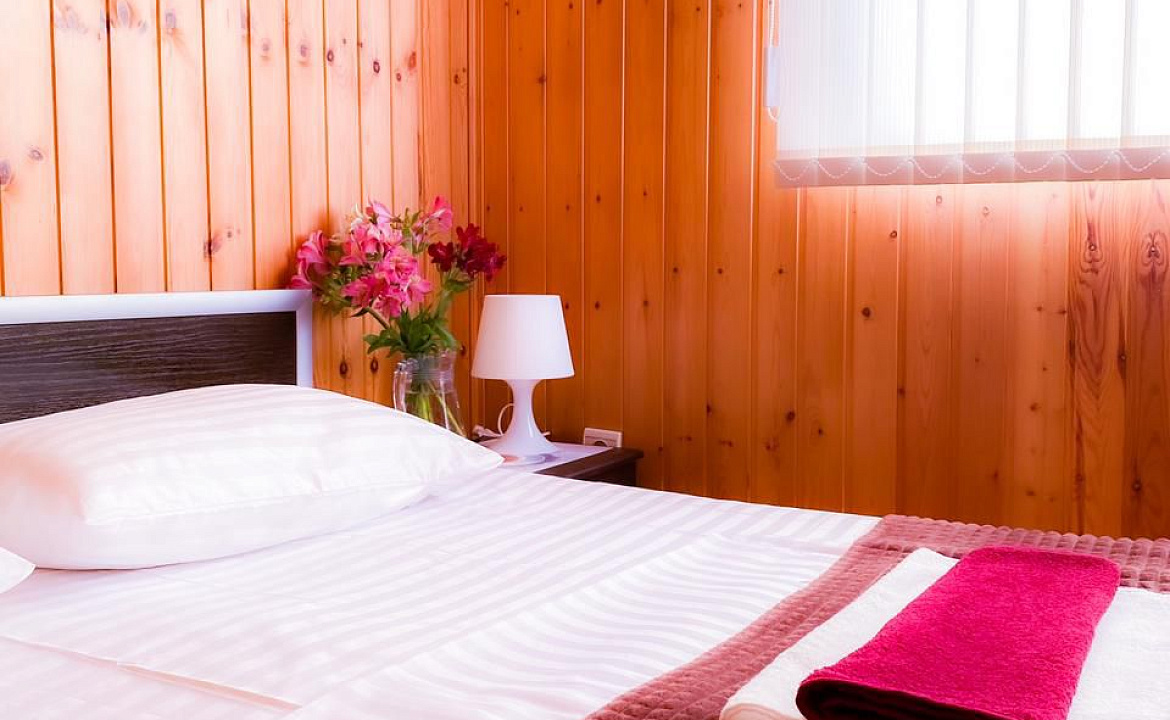 Номер комфорт семейный (мансарда). Уютный дом. Лоо