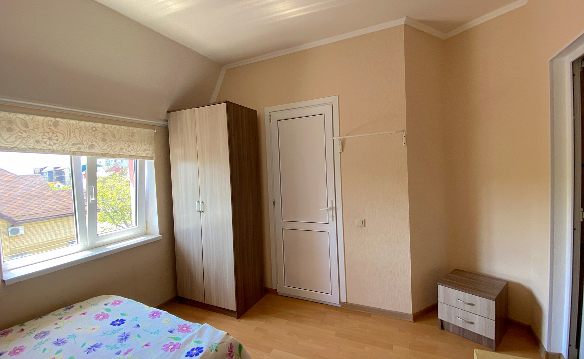 Комфортный трехместный номер. Гостевой дом Гостевой дом «Алина». Анапа