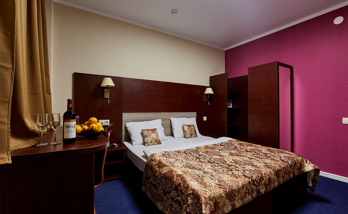 Стандарт. Отель "КОМФОРТ". Сухум