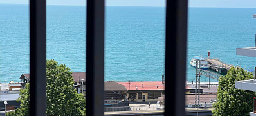 Квартира в многоквартирном доме Студия с панорамными окнами и шикарным видом на море