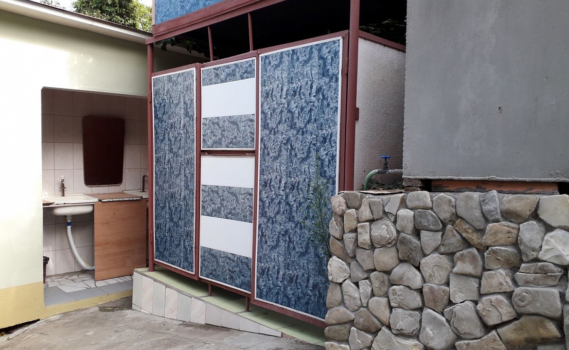 3х местный с видом на море ЭКОНОМ. Гостевой дом МОРЕ с бассейном и баней. Джубга