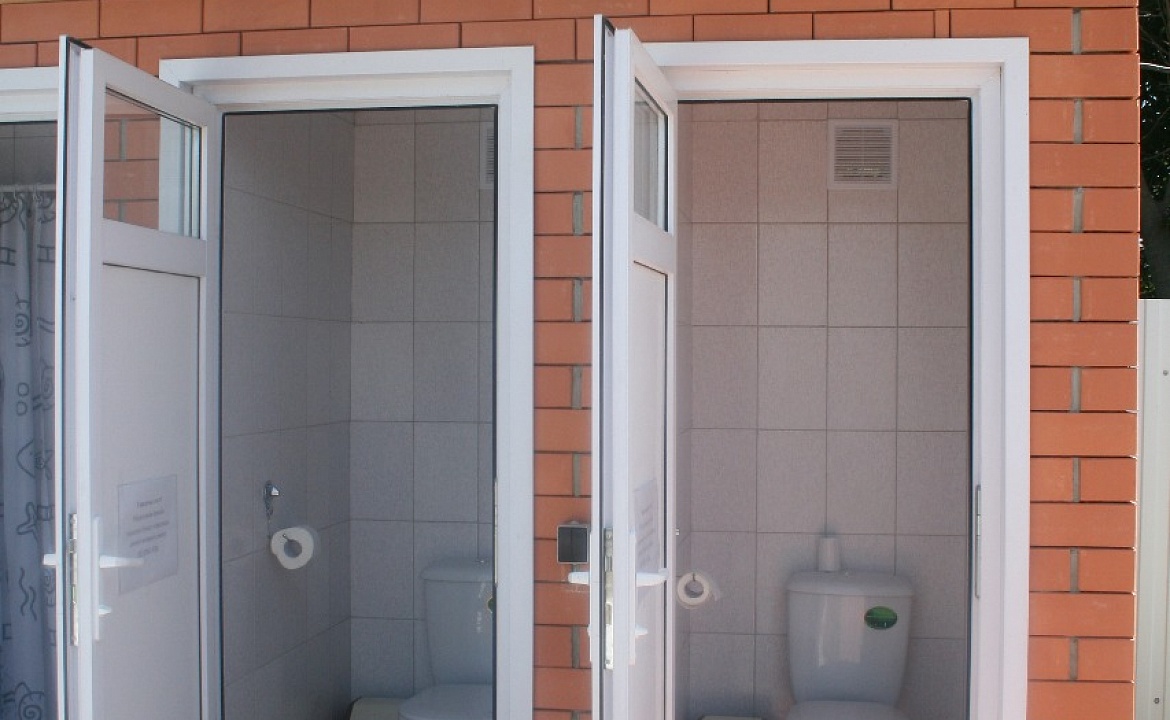 Трёхместный номер с кондиционером. Гостевой дом 7Я. Голубицкая