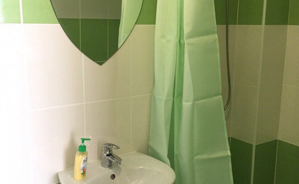 3-x местный номер с отдельным входом и своим маленьким двориком. Вилла Bellavista. Орджоникидзе