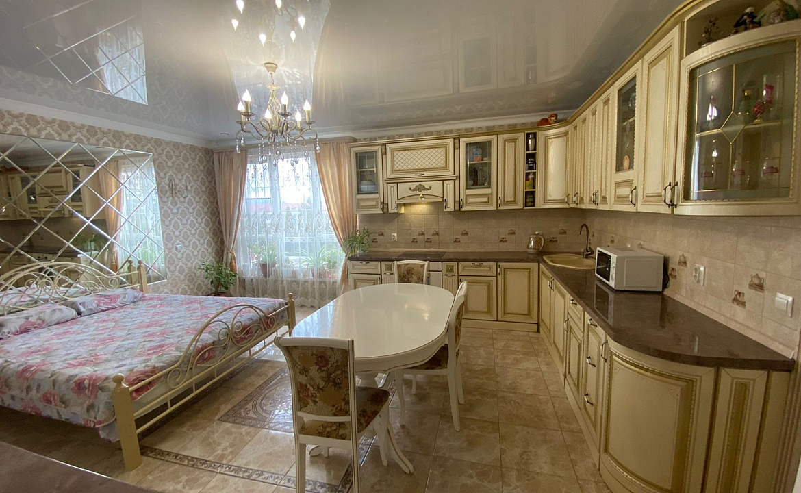 Аппартаменты с кухней. "Брио" частный сектор. Геленджик