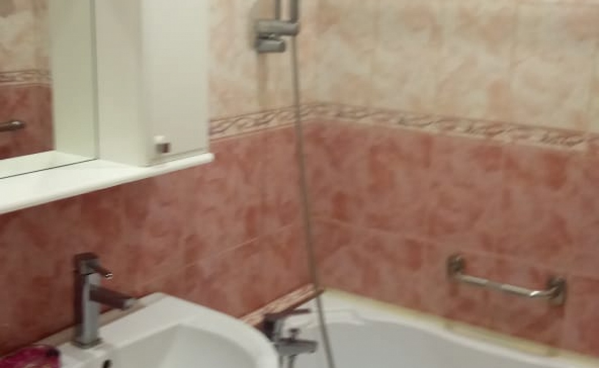 двухкомнатная квартира. Квартира в многоквартирном доме 2-х комнатная квартира у моря. Ейск