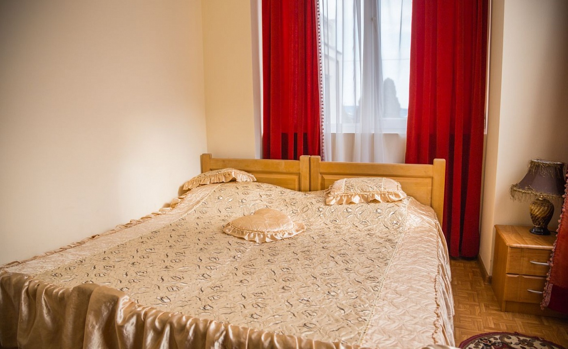 Полулюкс №3. Гостевой дом частный "Мид". Ялта