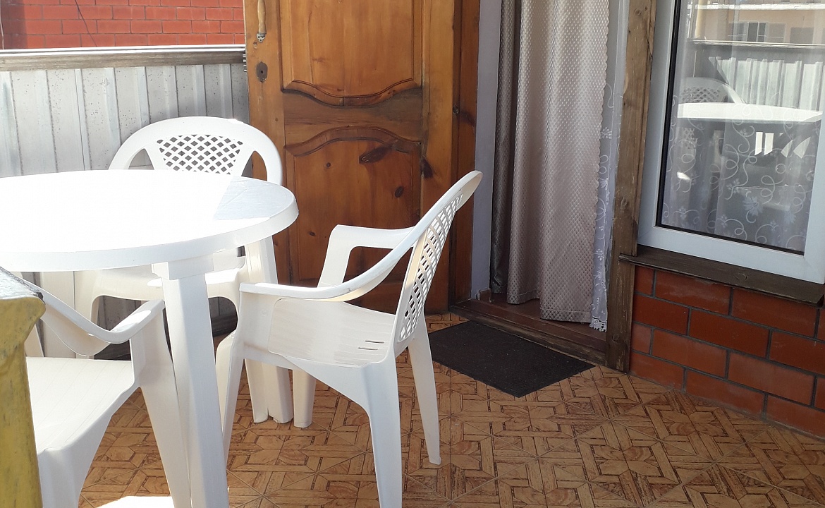 4х местный семейный КОМФОРТ, ребенок до 5лет бесплатно. Гостевой дом МОРЕ с бассейном и баней. Джубга