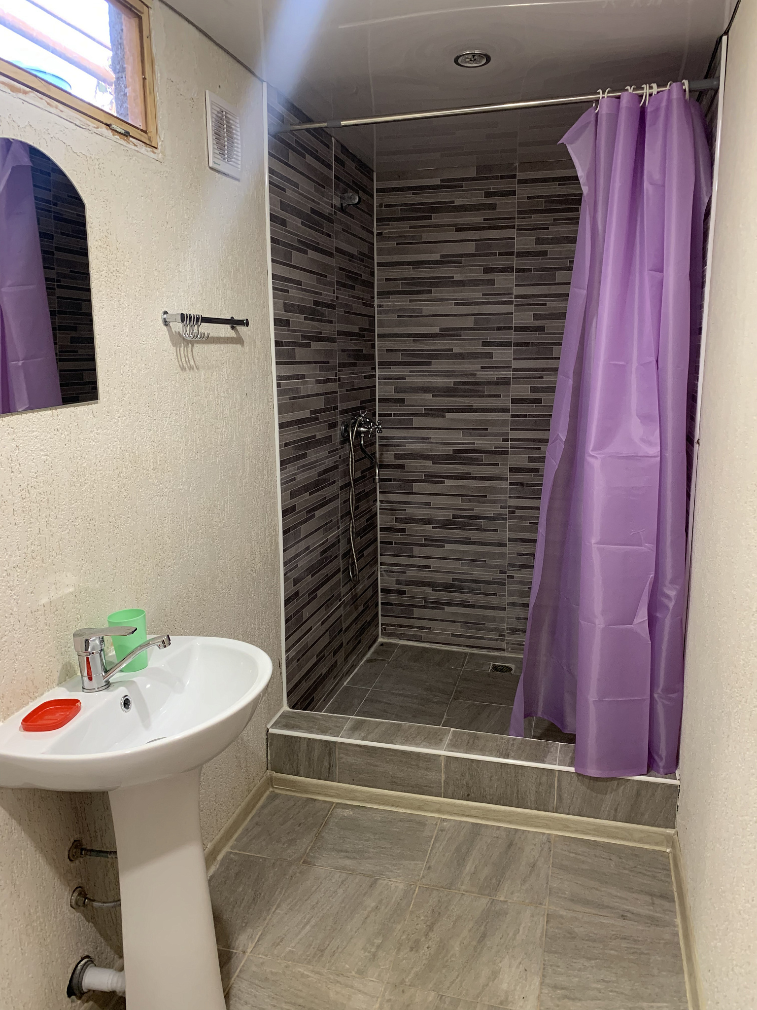 . Частный сектор Нестор . Гагра