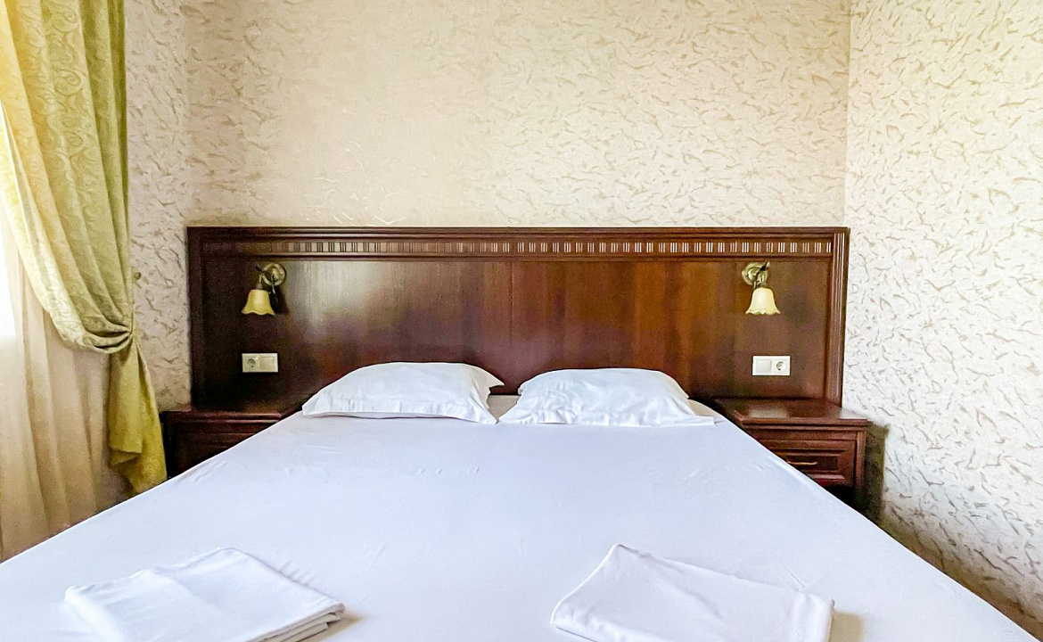 Стандарт 2-х местный (без балкона). Anzhelina Family Hotel. Витязево