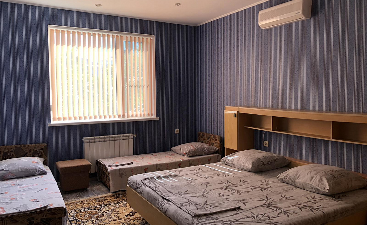 Апартаменты трехкомнатные. Гостевой дом АнНи. Гаспра