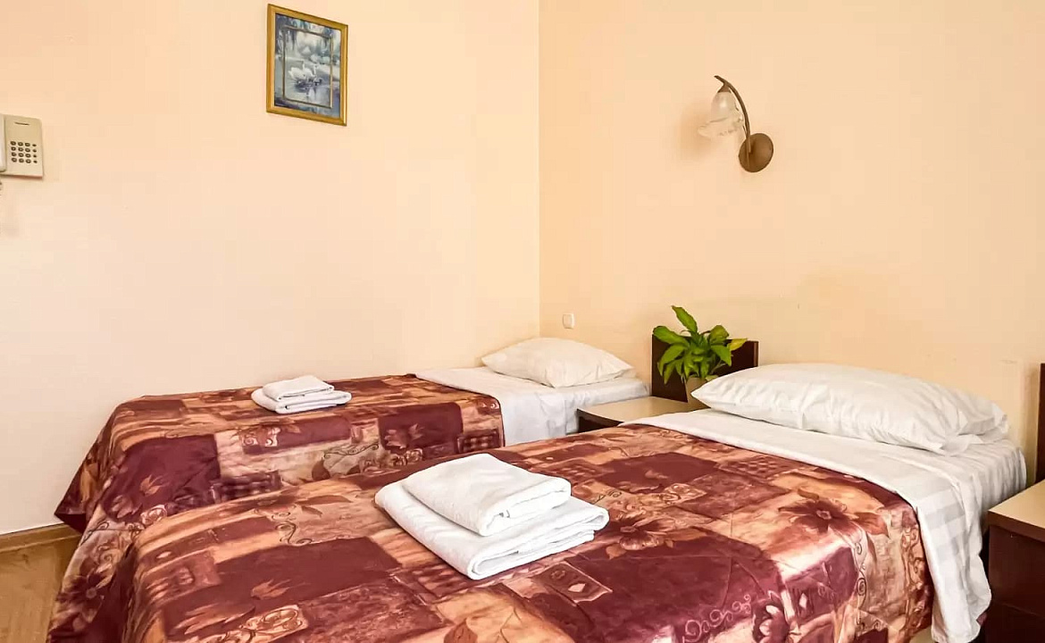 2-х местный полулюкс с односпальными кроватями. Мини-отель "Ардо". Анапа