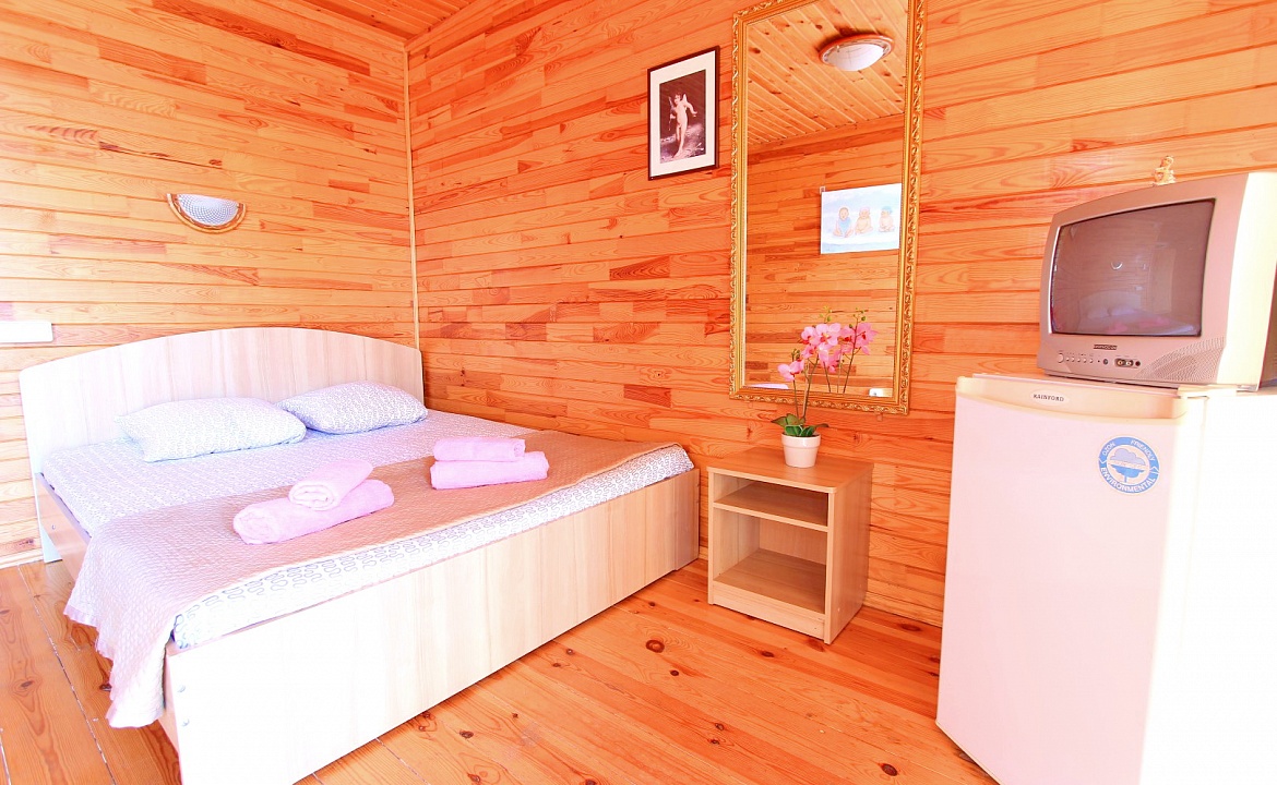  4-х местный. Частная резиденция Ангел. Береговое