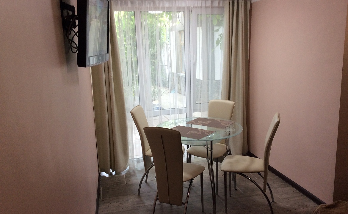 люкс. Частный сектор Александра. Заозерное