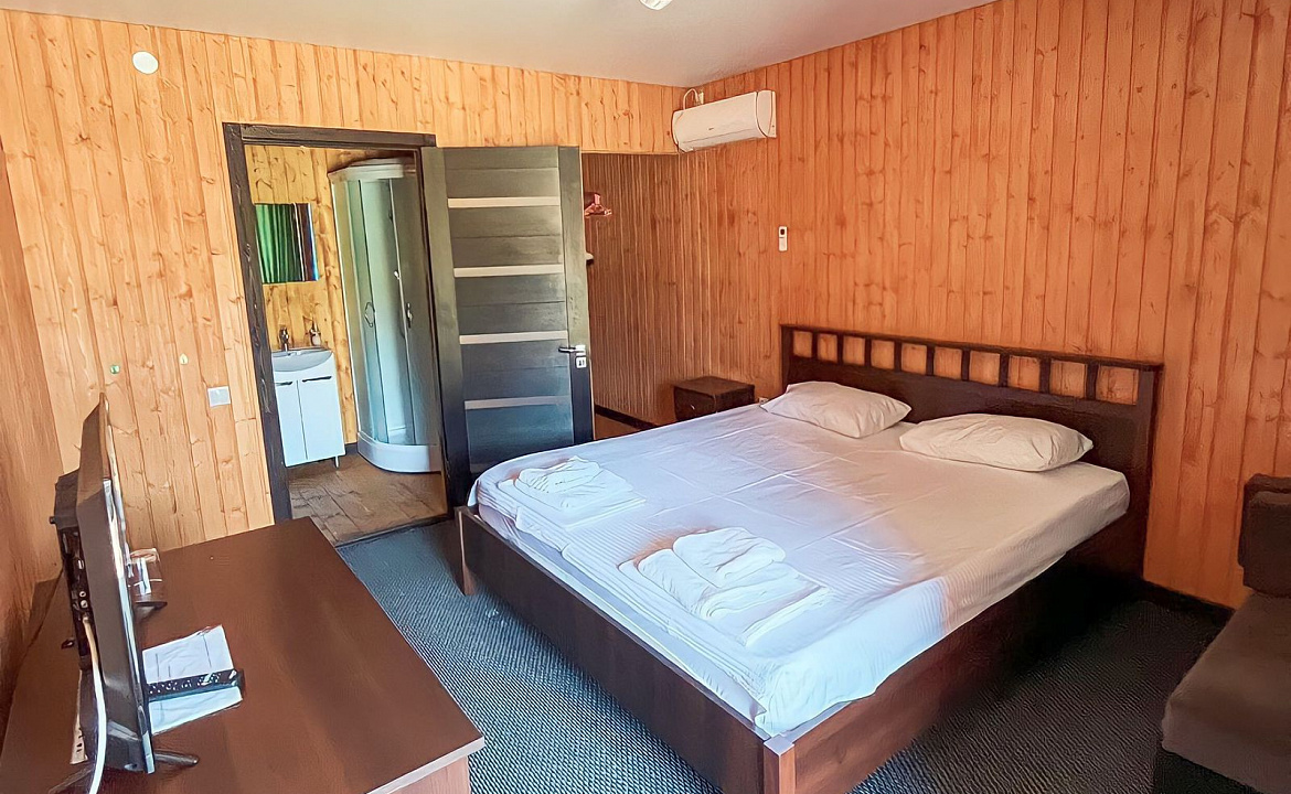 Семейный стандарт корпус 3. Отель "Эко-Папа". Гудаута