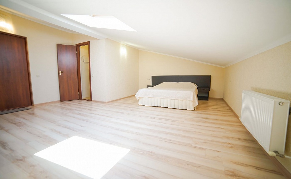 Стандарт 2-местный мансардный. Отель Робинзон. Анапа