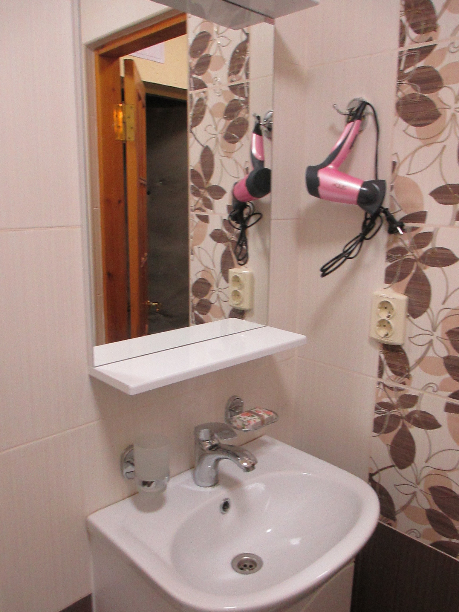 . Квартира в многоквартирном доме 1-комн. квартира в центре Сочи. Сочи