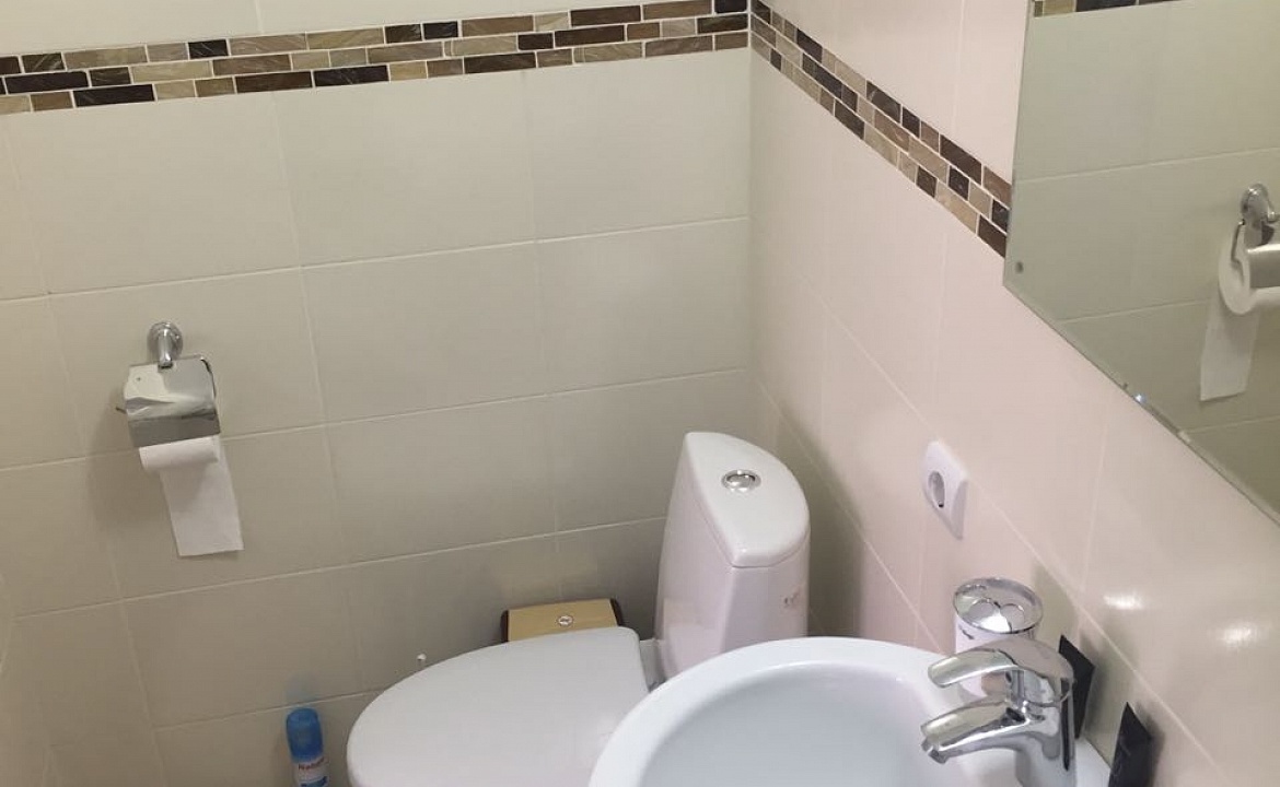 Трёхместный номер. Гостевой дом «Пчела». Ейск