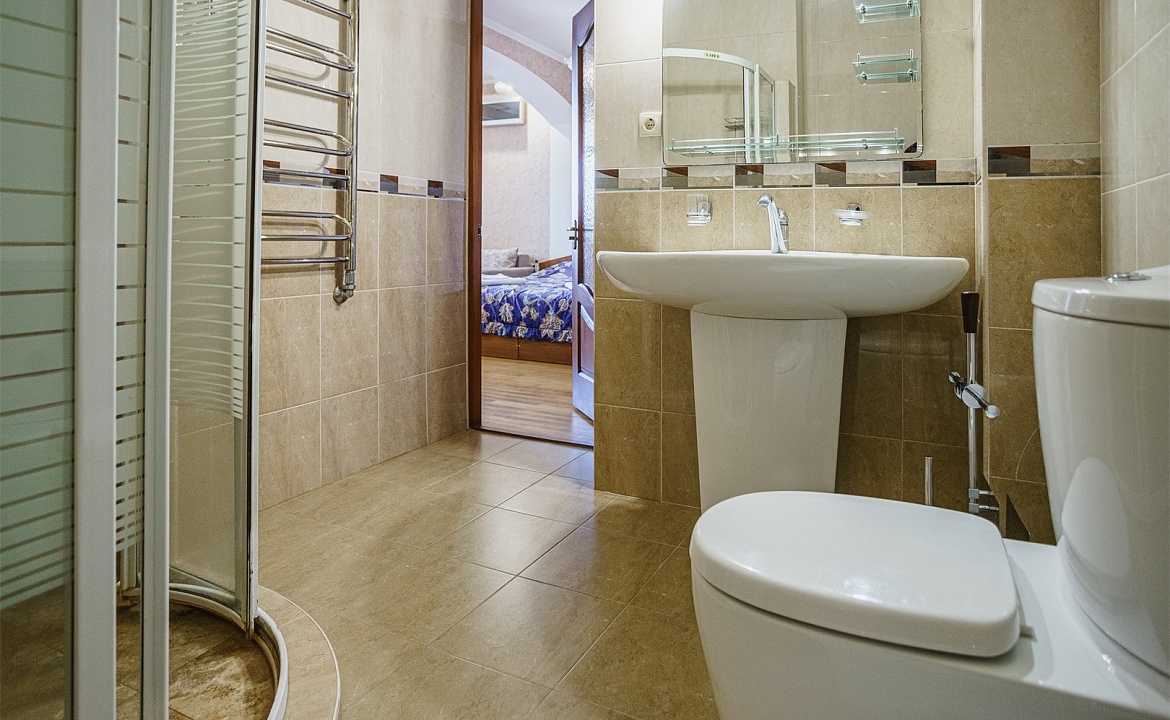 Апартаменты однокомнатные с большим гардеробом 10. Гостевой дом Лиана. Ливадия