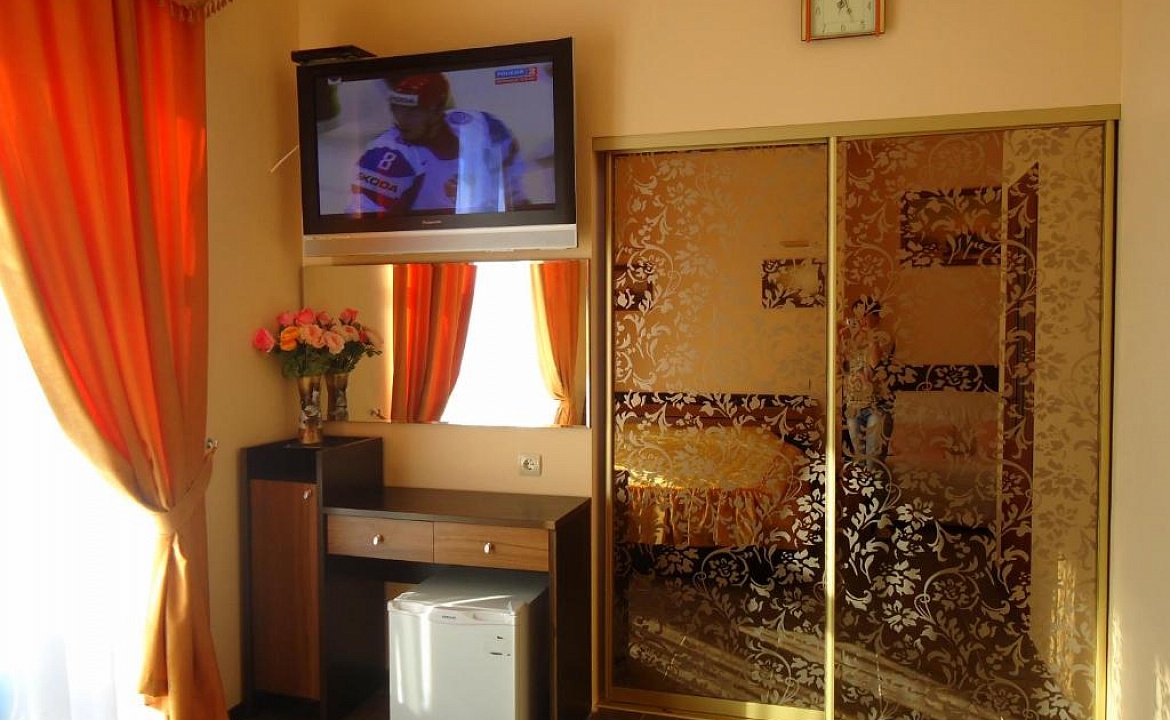 Полулюкс. Гостиница Приморская. Ейск