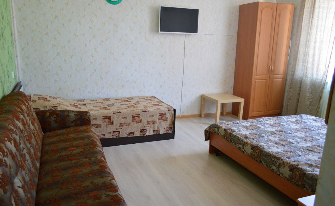 2-х.,3-.,4-х. (5,6) местные номера. Гостевой дом На Терновой. Анапа