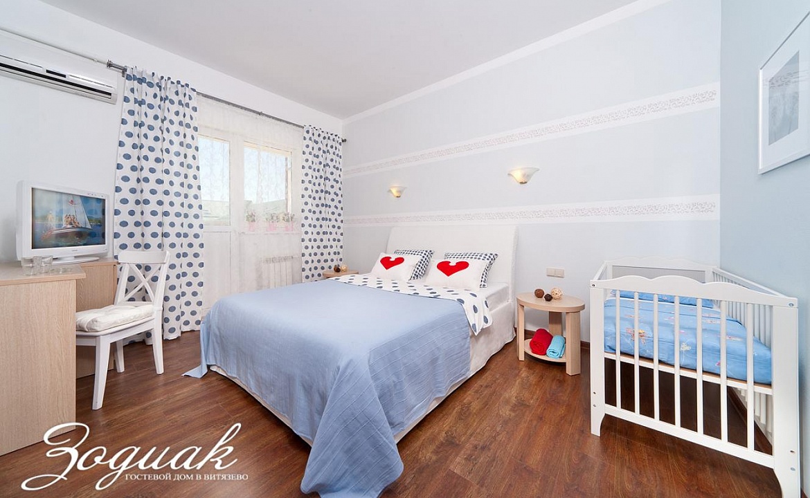 2-местный номер. Гостевой дом "Зодиак". Витязево