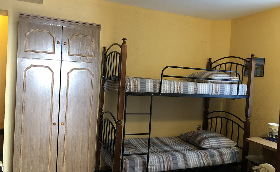 Четырехместный номер. Гостевой дом АнНи. Гаспра