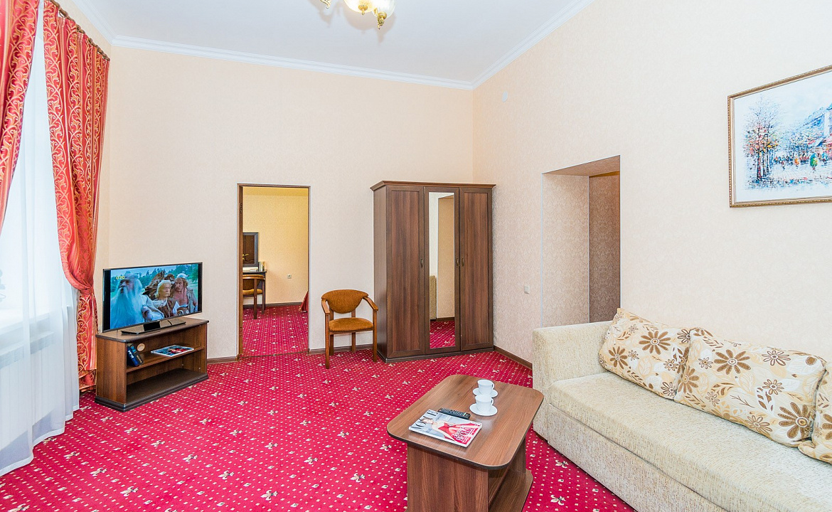 Люкс с балконом. Пансионат "Застава" . Анапа