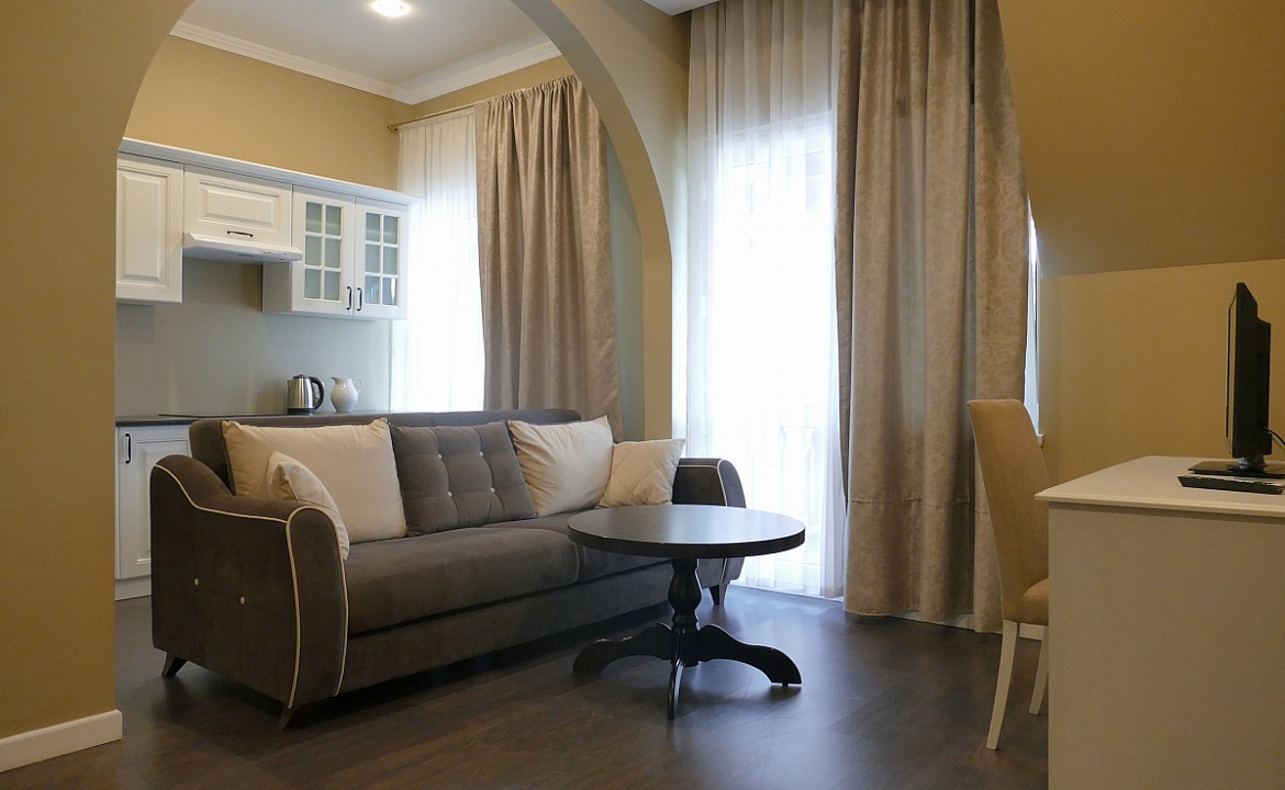 Апартаменты с одной спальней. Отель «Абаата». Гагра