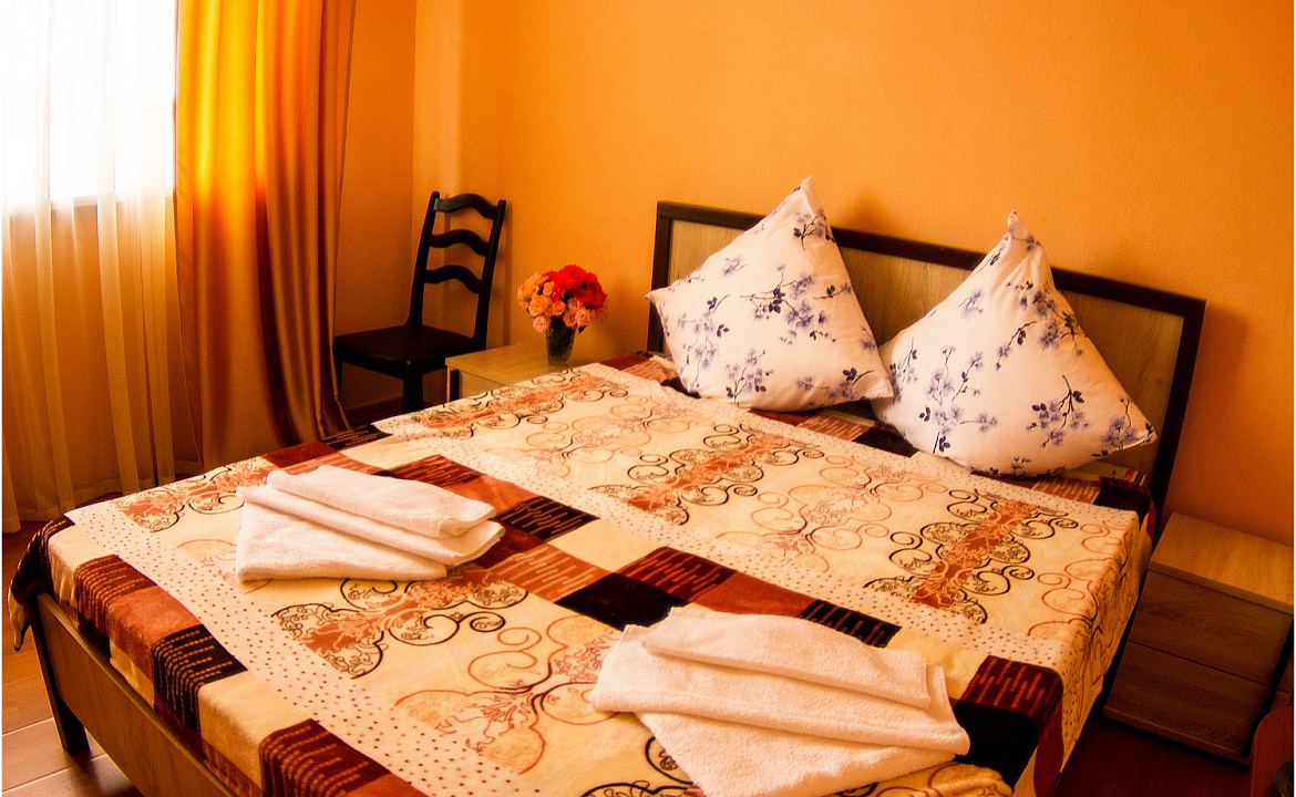  1-комнатный 2-местный номер без балкона. Гостиница Астерия. Ейск