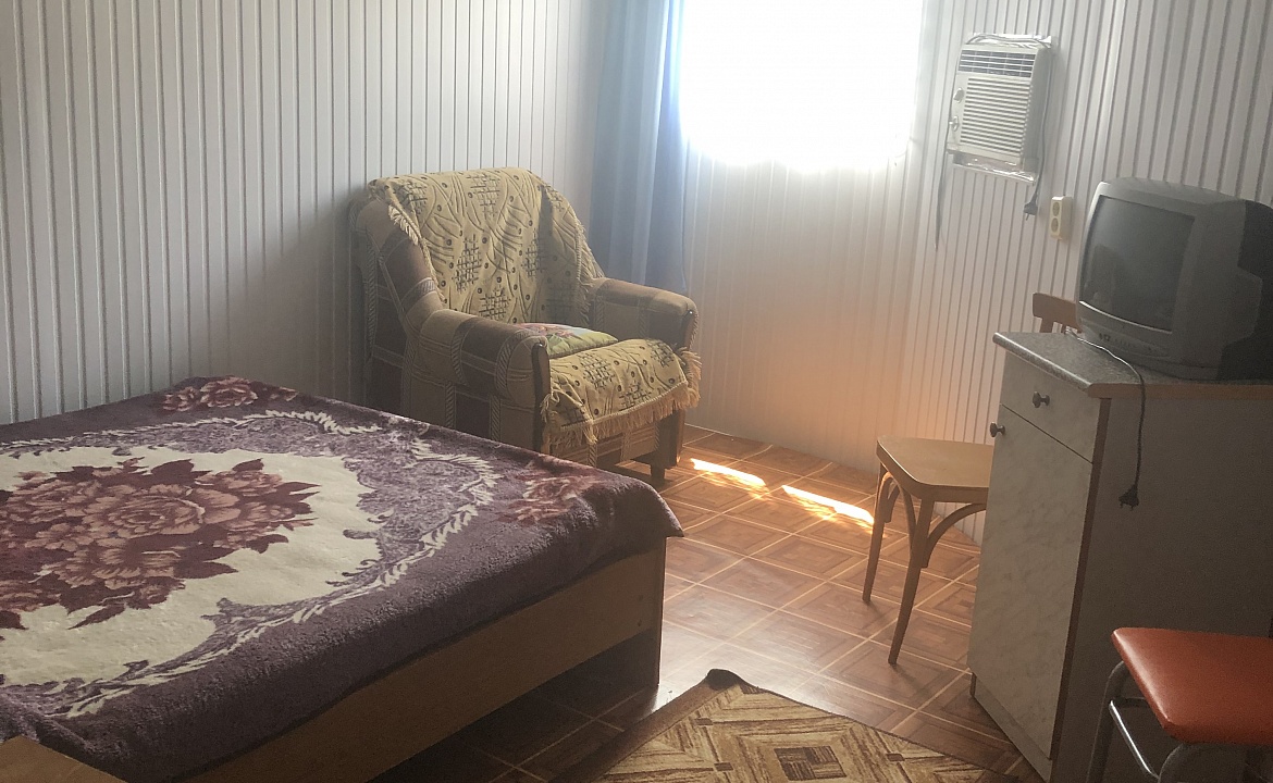 пятиместный. Гостевой дом "Нина" . Ольгинка