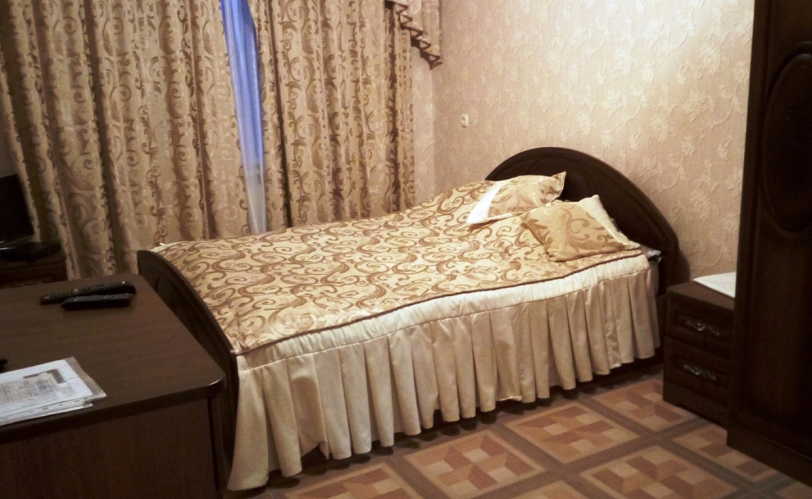 Апартаменты . Гостиница "Верона". Вардане