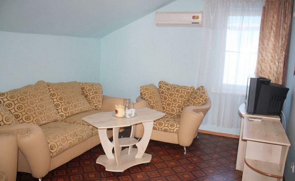 Номера «Люкс». Пансионат Малахит - Благовещенская. Благовещенская