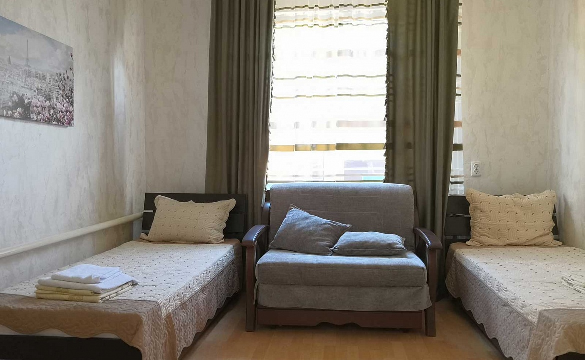 Дом из 4-х комнат. Гостевой дом Dolce Vita (Дольче Вита). Лазаревское