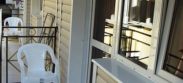 "Эллинг 142-143"