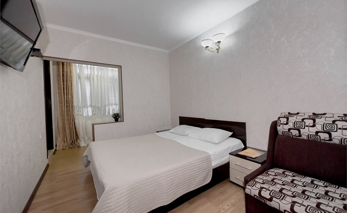 Делюкс. Отель "VIVA Лариса". Адлер